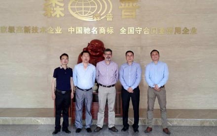 西班牙客商來(lái)森普公司考察